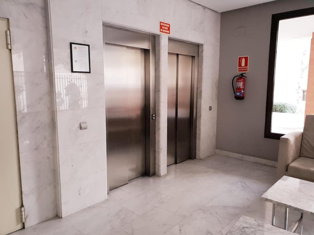 Apartment Close To Airport, Ifema مدريد المظهر الخارجي الصورة